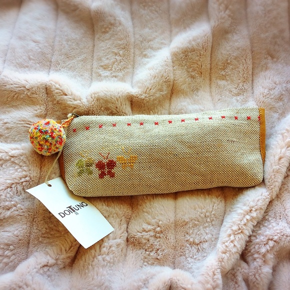 Doi Tung Other - Tan Pencil Case with Pom Pom